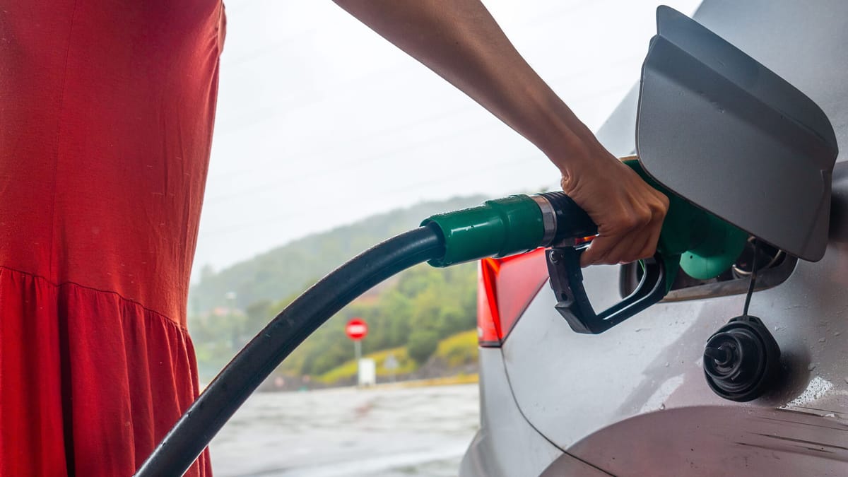 The Best Ways to Save on Fuel in This Economy