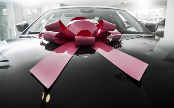 5 Valentine’s Gifts You Can Find At Peach Cars