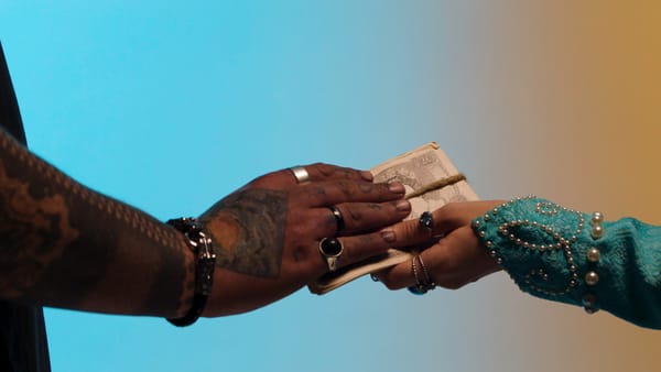 Is It Safe to Accept Cash When Selling Your Car in Kenya? Here's What You Need to Know